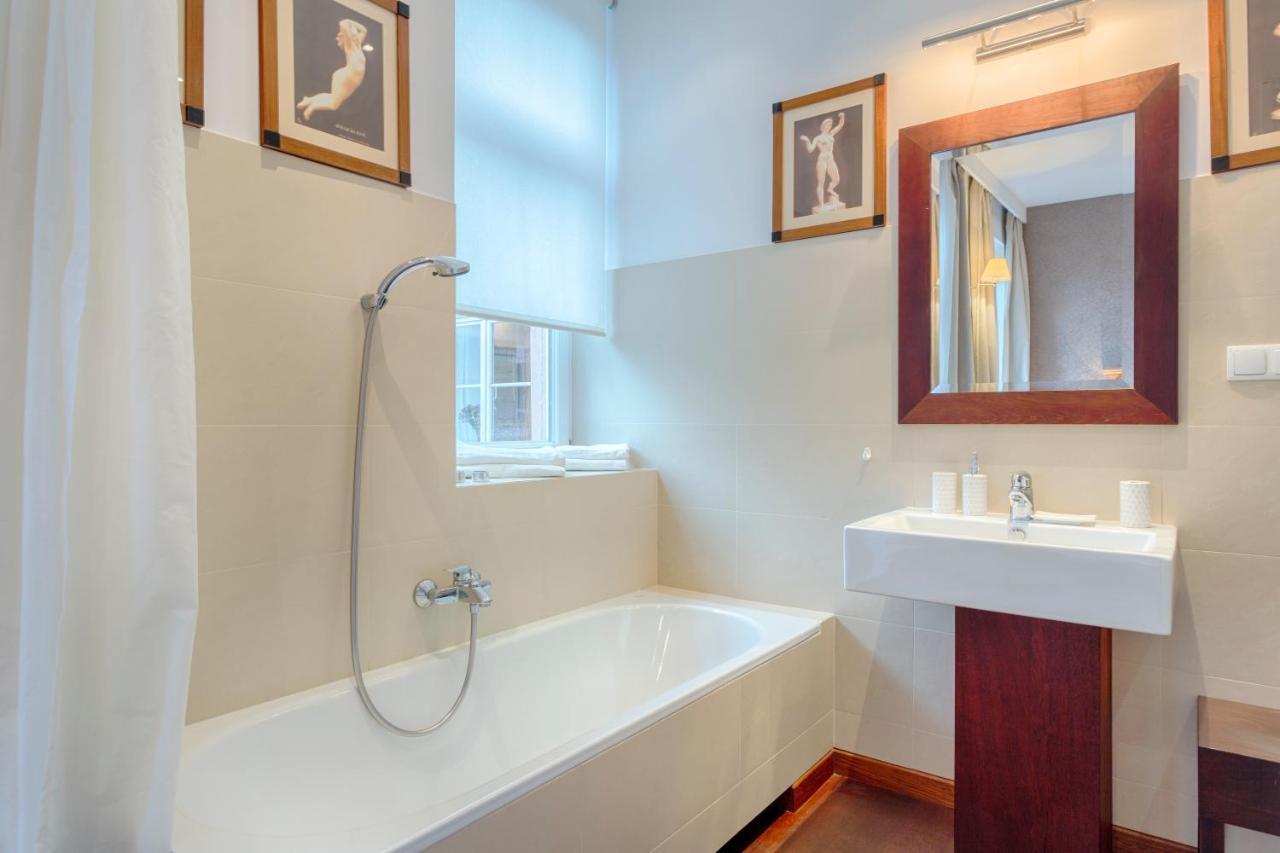 Tyzenhauz Apartments Krowoderska Street Красков Екстериор снимка