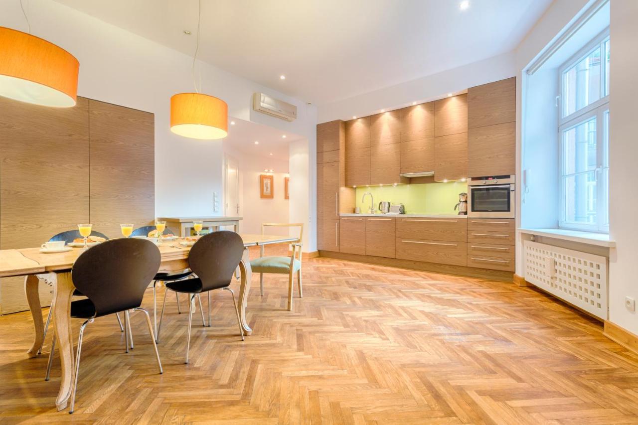 Tyzenhauz Apartments Krowoderska Street Красков Екстериор снимка
