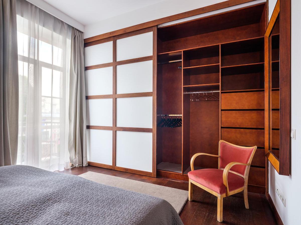 Tyzenhauz Apartments Krowoderska Street Красков Екстериор снимка