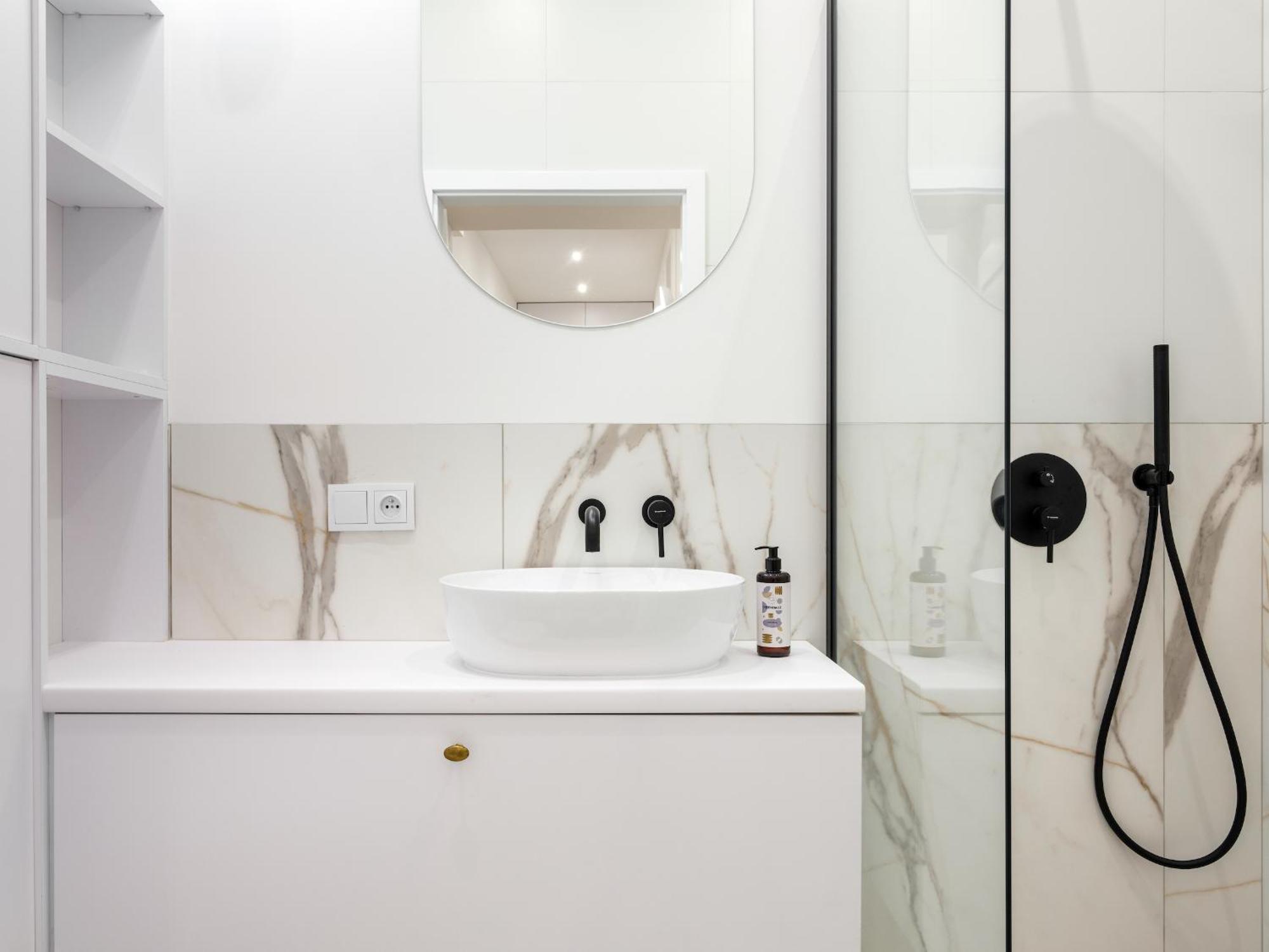 Tyzenhauz Apartments Krowoderska Street Красков Екстериор снимка