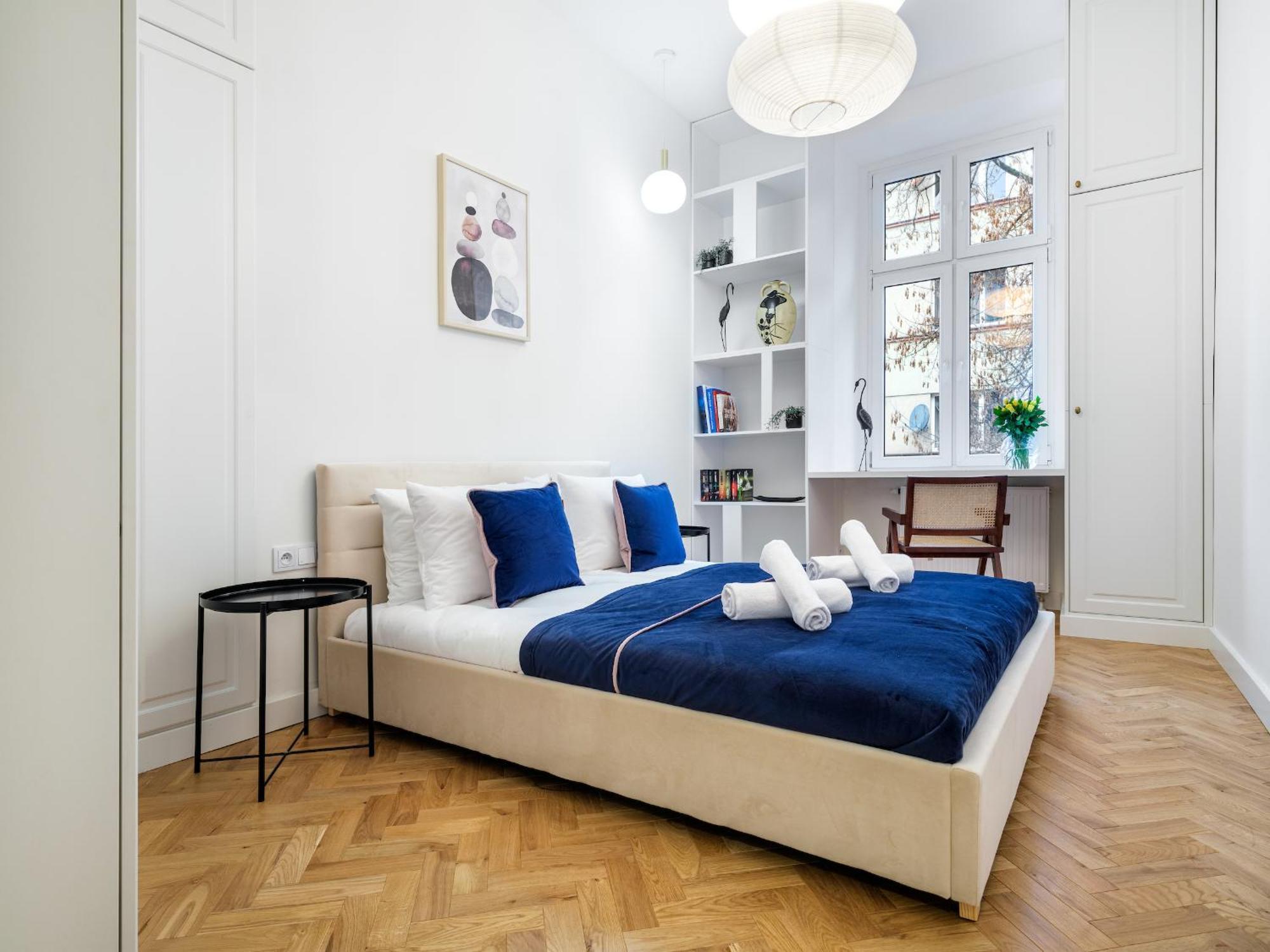 Tyzenhauz Apartments Krowoderska Street Красков Екстериор снимка