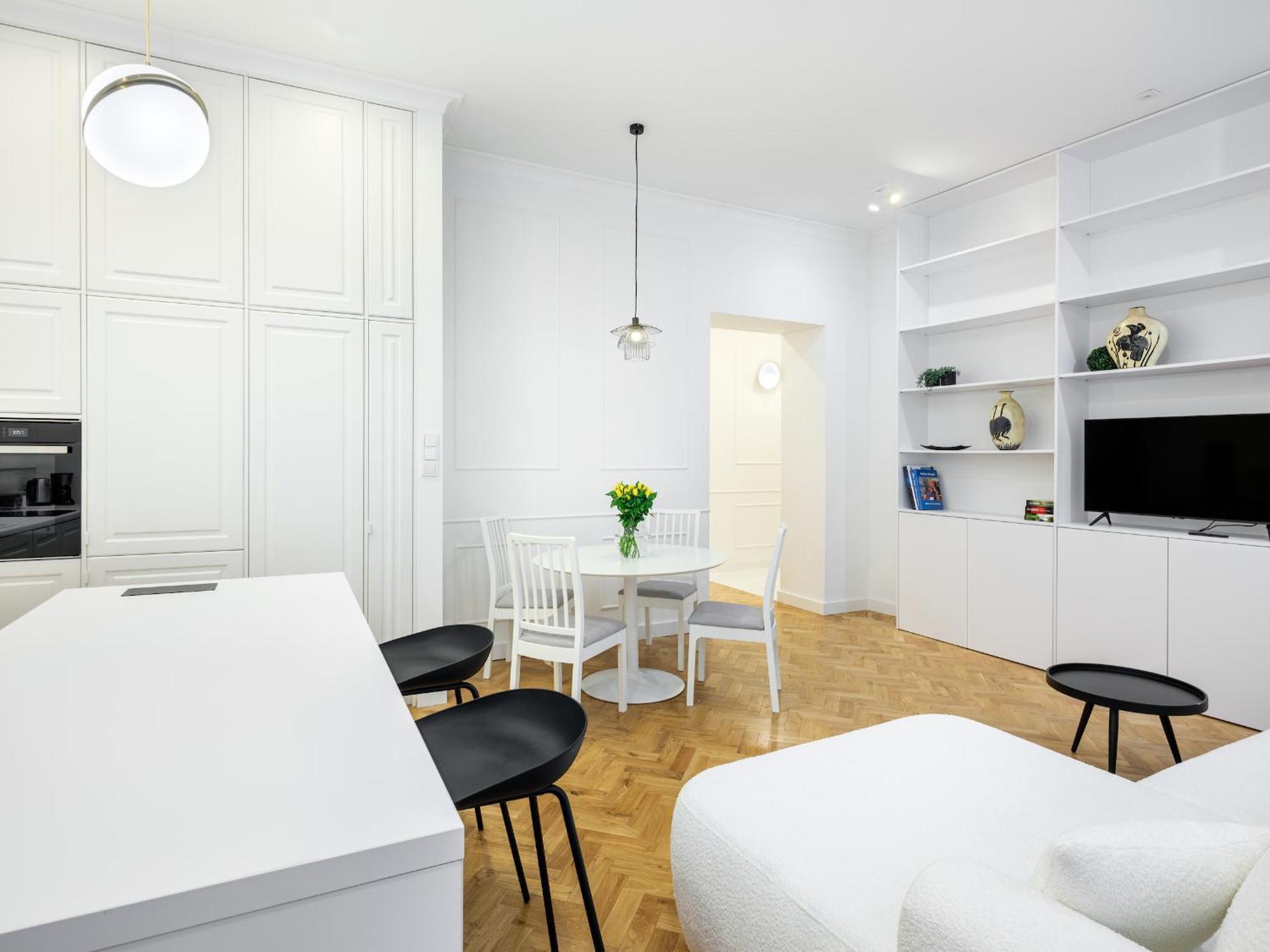 Tyzenhauz Apartments Krowoderska Street Красков Екстериор снимка