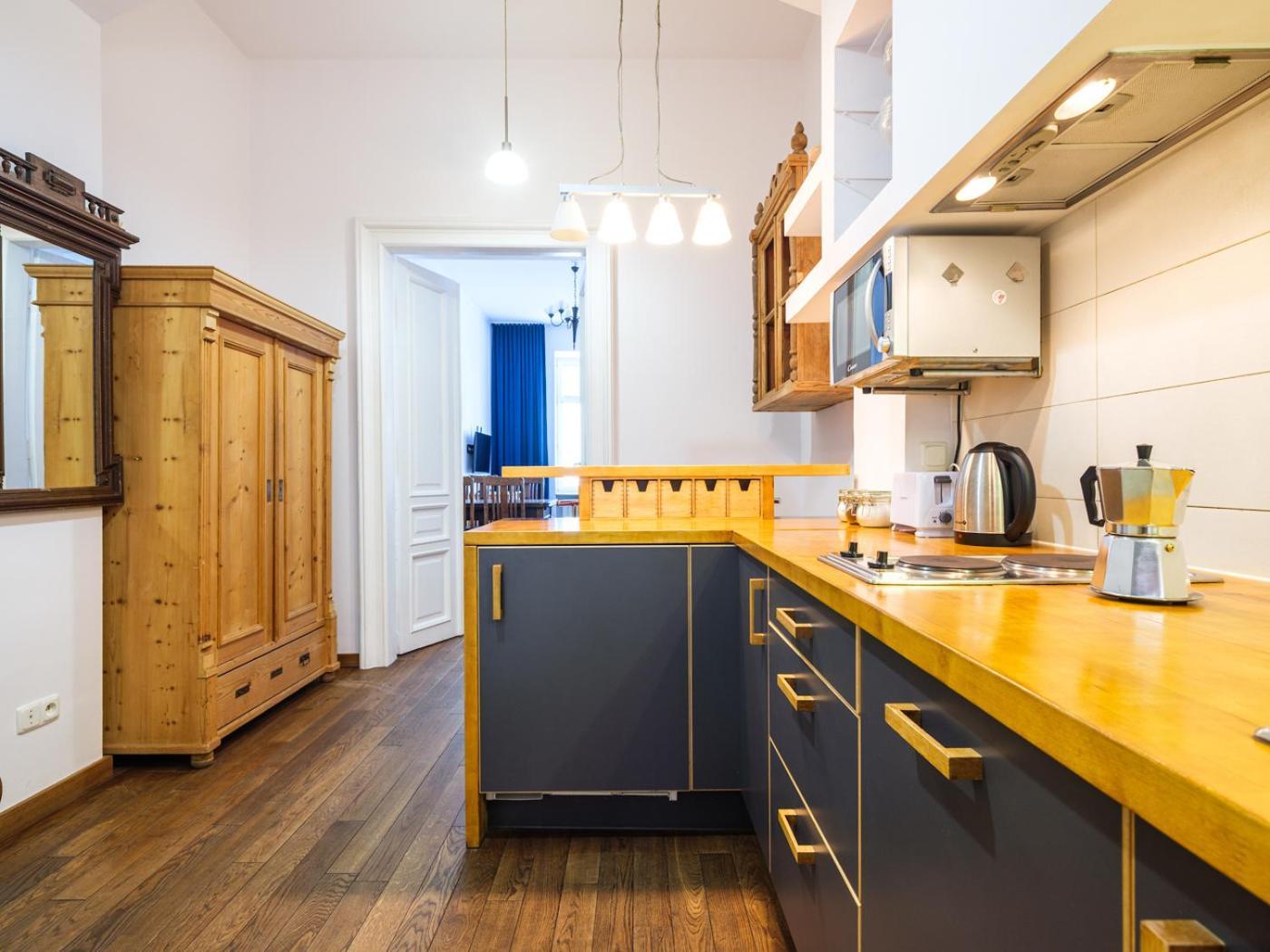 Tyzenhauz Apartments Krowoderska Street Красков Екстериор снимка