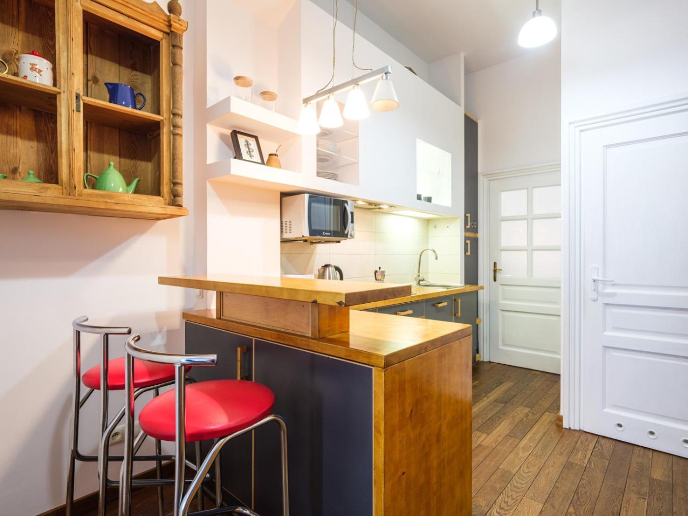 Tyzenhauz Apartments Krowoderska Street Красков Екстериор снимка