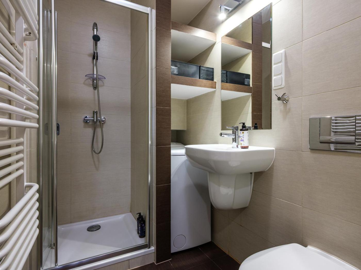 Tyzenhauz Apartments Krowoderska Street Красков Екстериор снимка